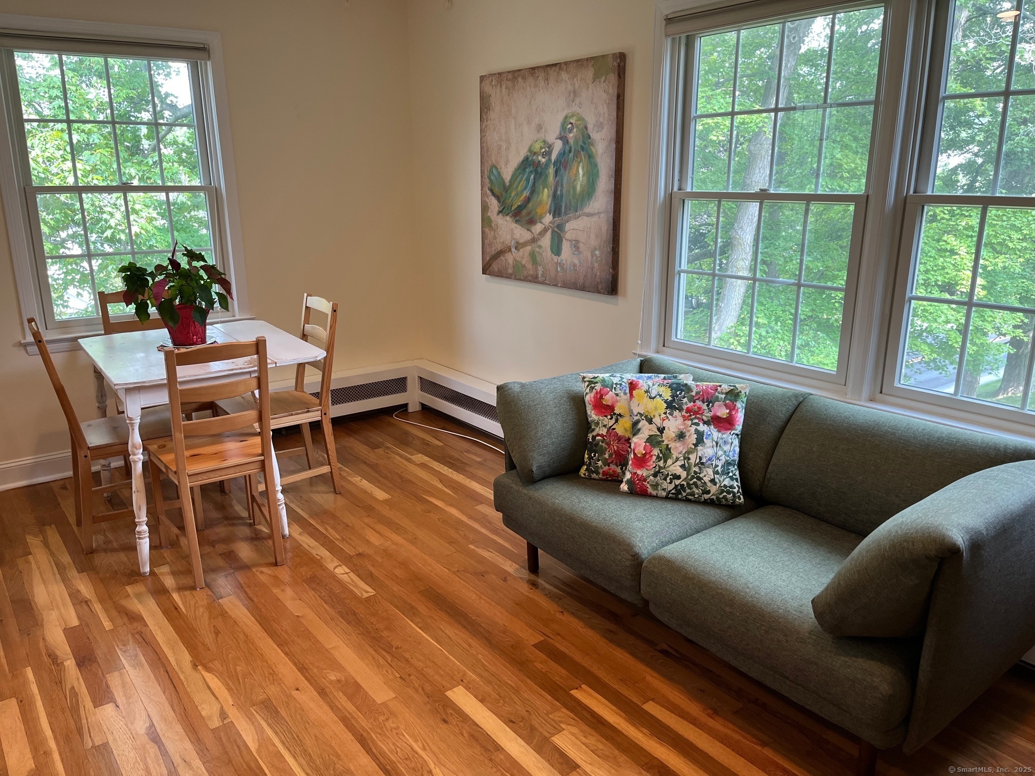 Property Photo: 208 Park Street Apt 22 CT 06840