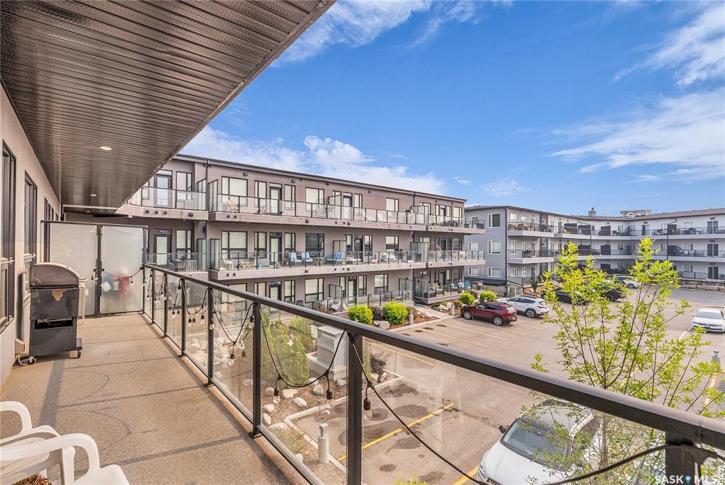 Property Photo: 415 Maningas Bend 212 SK S7W 0T6