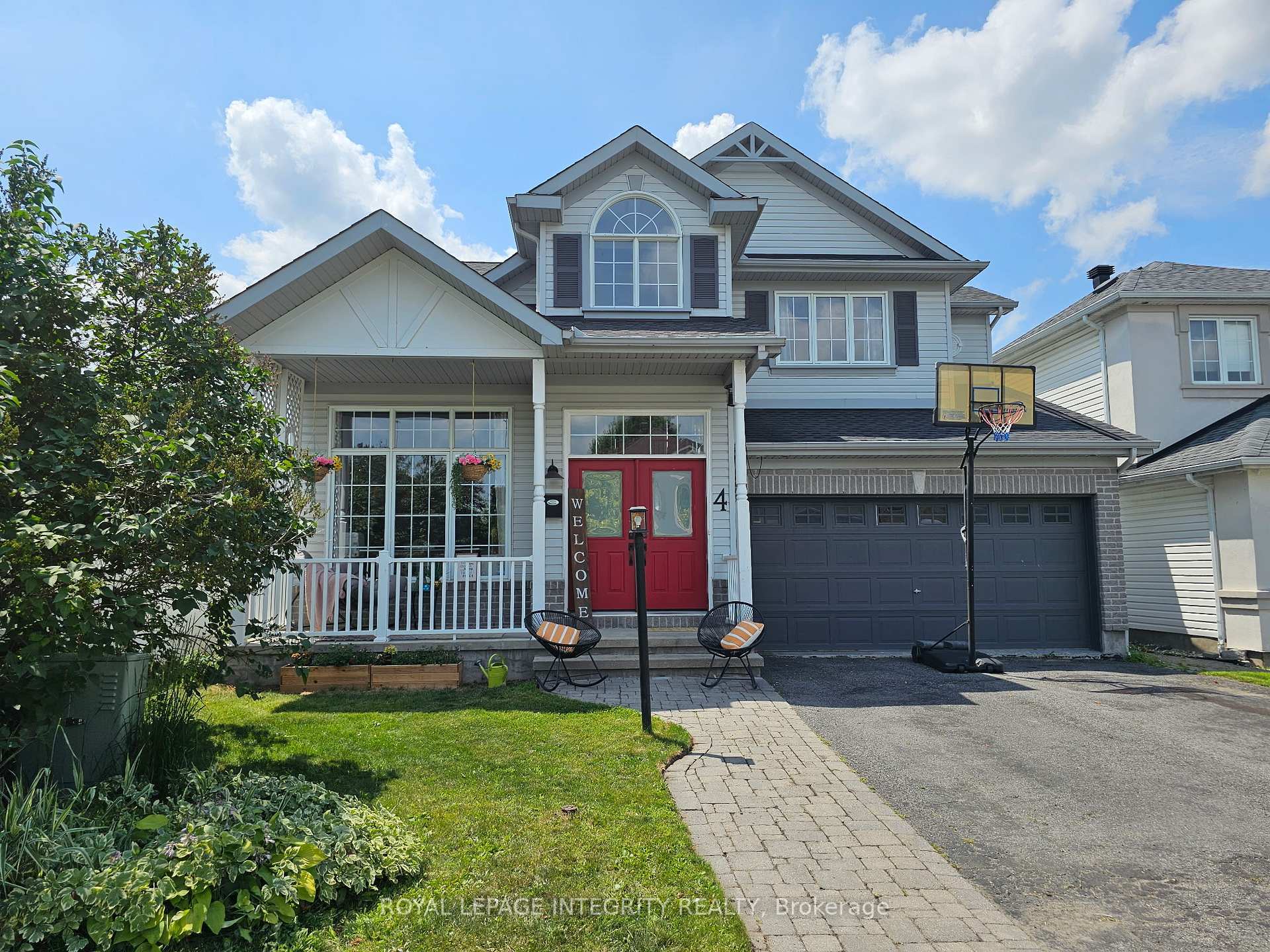 4 Bracewood Way  Barrhaven ON K2J 4Y3 photo