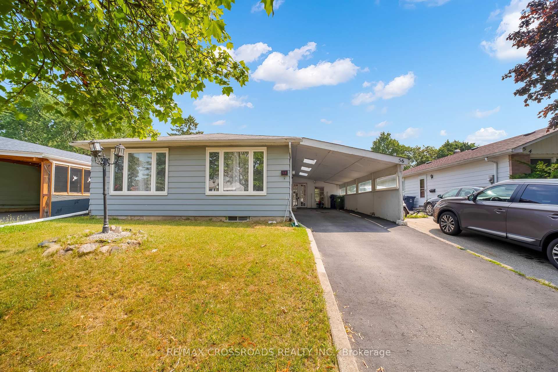 Property Photo: 56 Hutcherson Square ON M1B 1C6