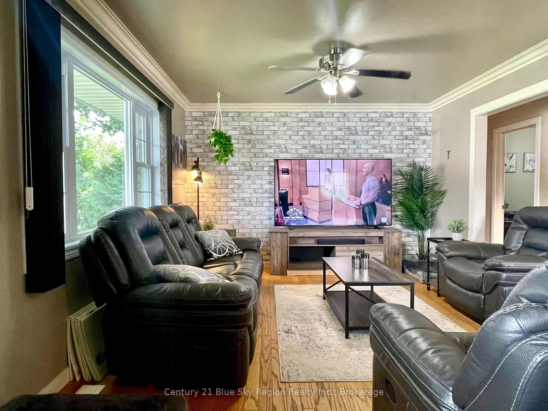 Property Photo: 124 Holditch Street ON P2B 1S4