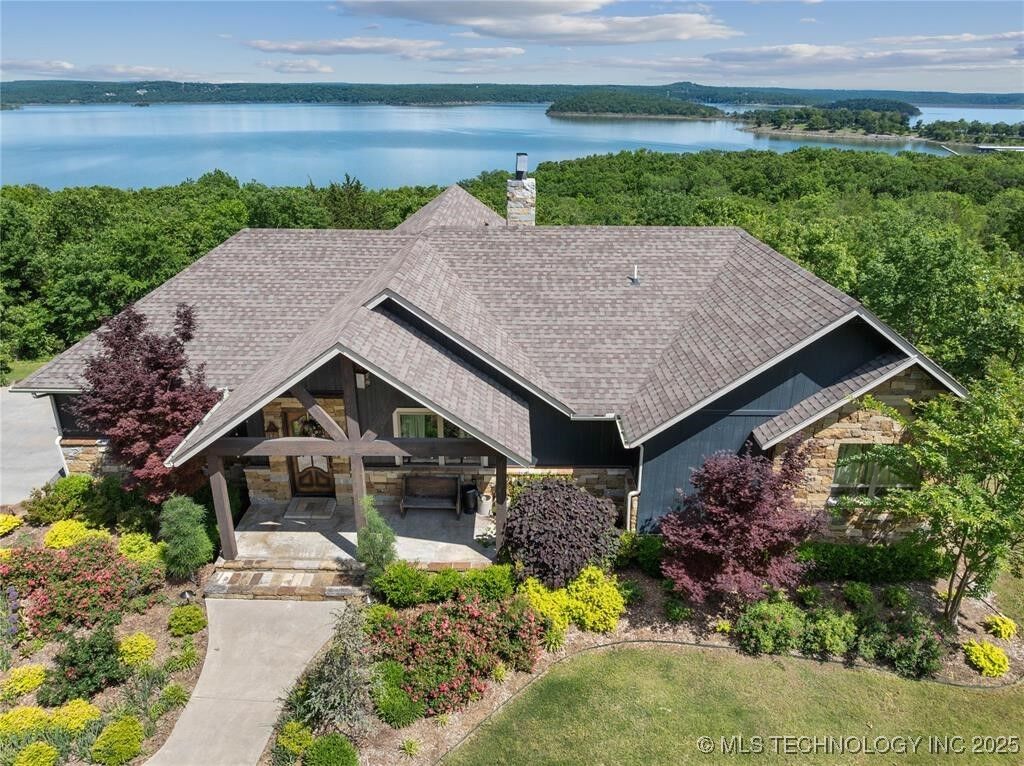 Property Photo:  446424 E Lake View  OK 74435 