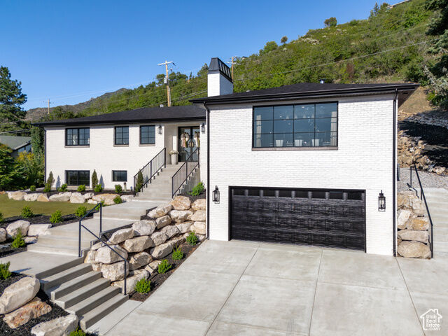 Property Photo: 4605 S Ledgemont Dr E UT 84124