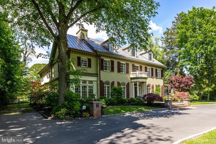 Property Photo: 205 E Central Avenue NJ 08057