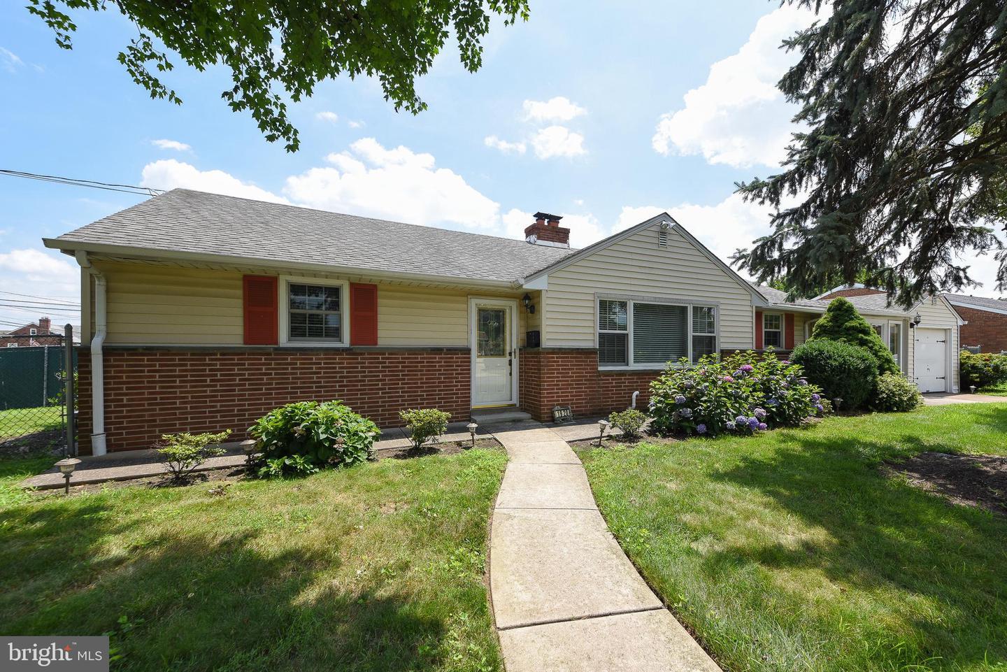 Property Photo: 1920 Fulmer Street PA 19115