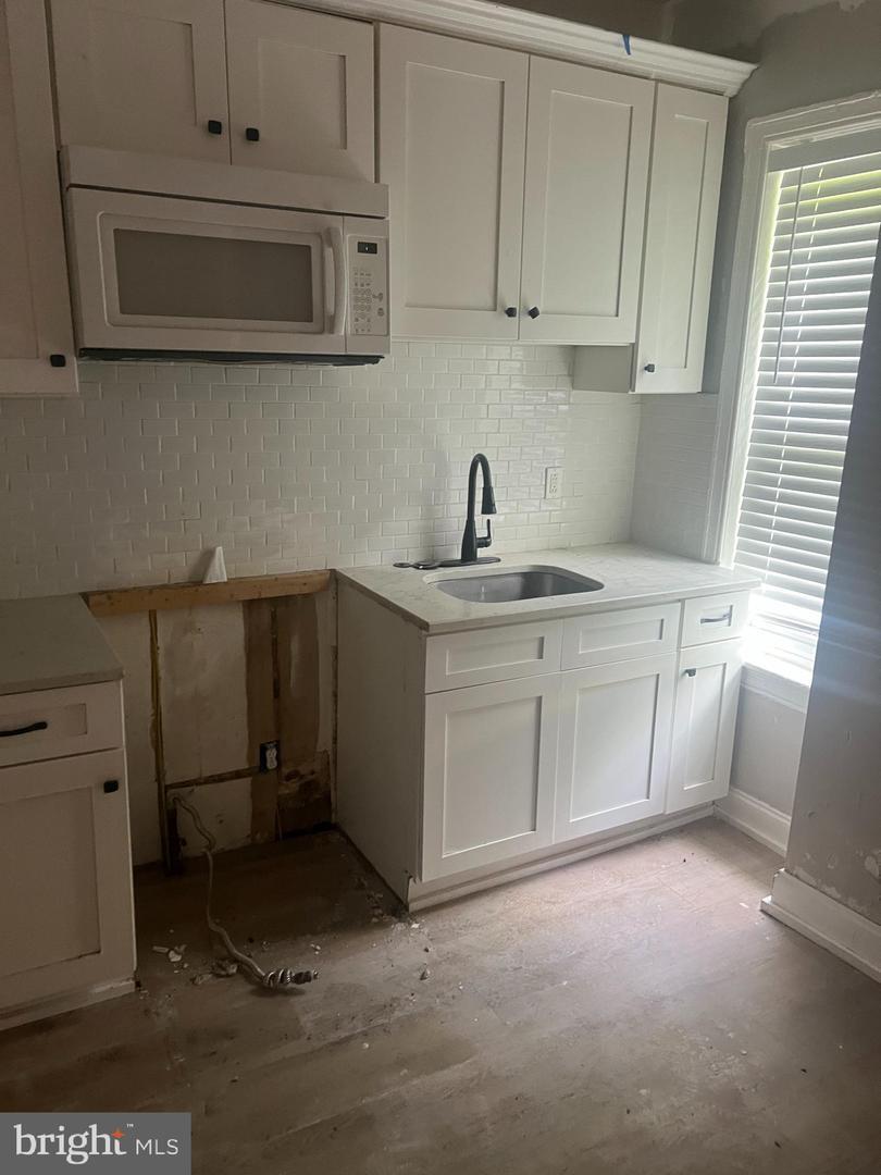 Property Photo: 487 E Penn Street PA 19144