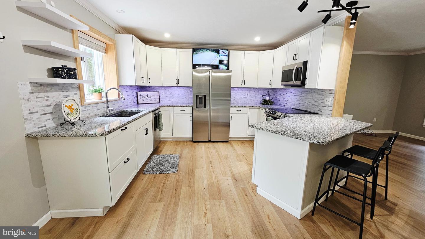 Property Photo: 10473 Hedgesville Road WV 25427