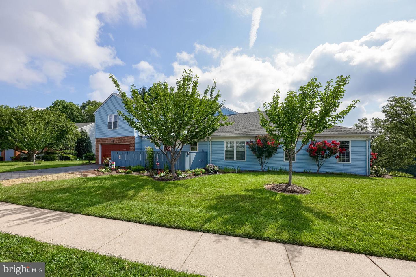 Property Photo: 220 Winding Hill Drive PA 17601