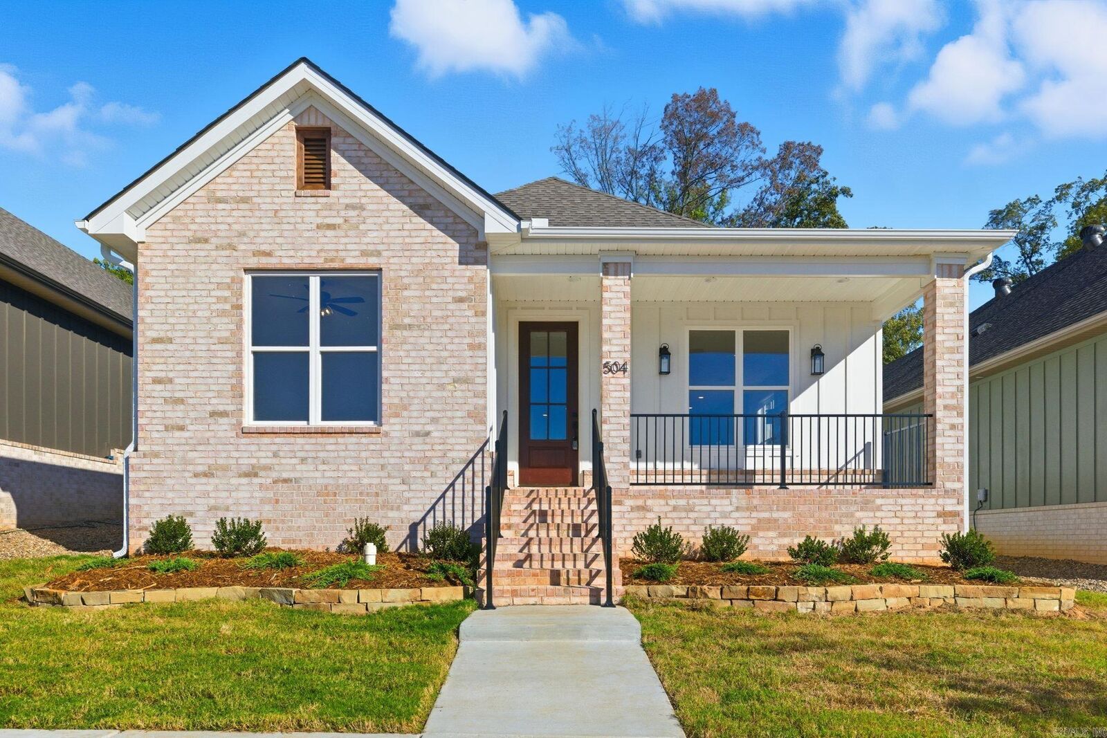 Property Photo: 504 Court Street AR 72022