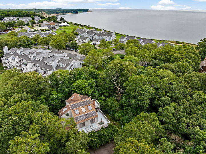 Property Photo:  15 Nonantum Road  MA 02360 