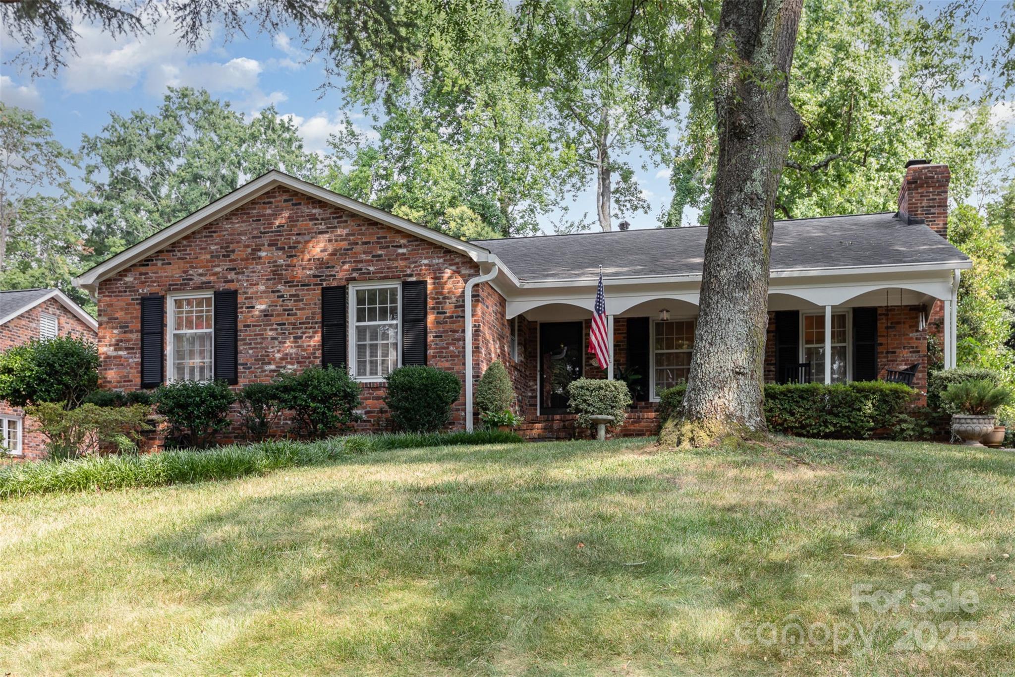 Property Photo: 520 Moncure Drive NC 28209