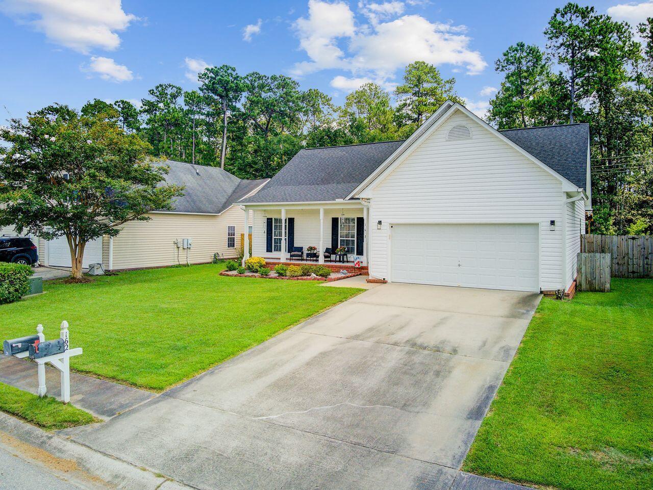 Property Photo: 162 Cotillion Crescent SC 29483