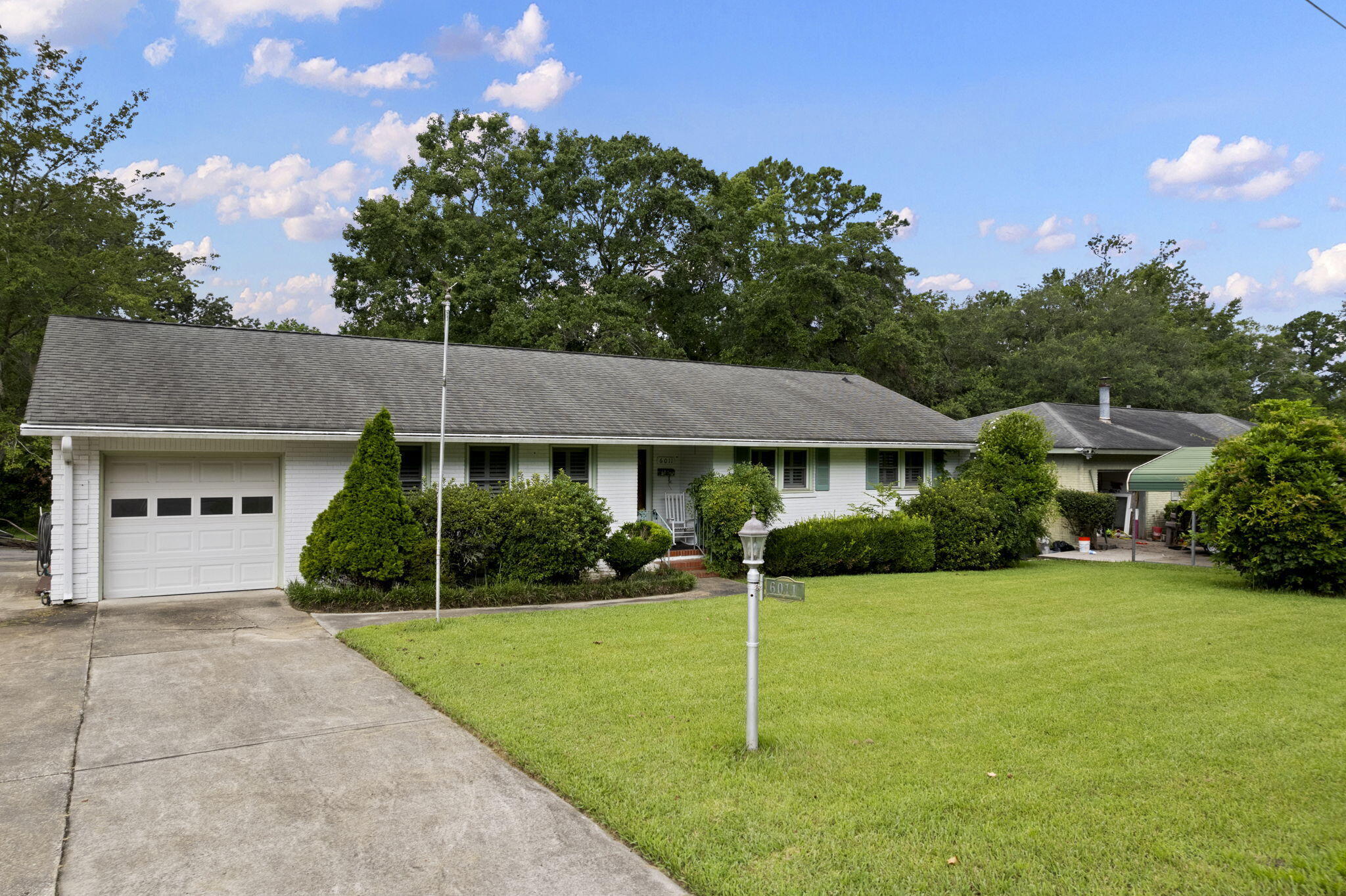 Property Photo: 6011 Ridgecrest Avenue SC 29410