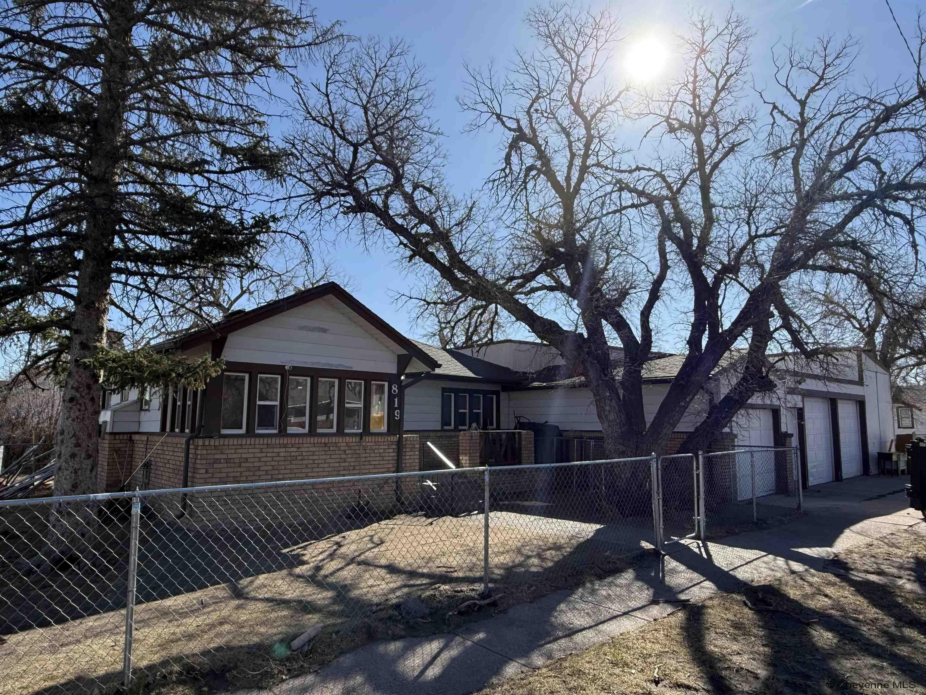819 Maxwell Ave  Cheyenne WY 82007 photo
