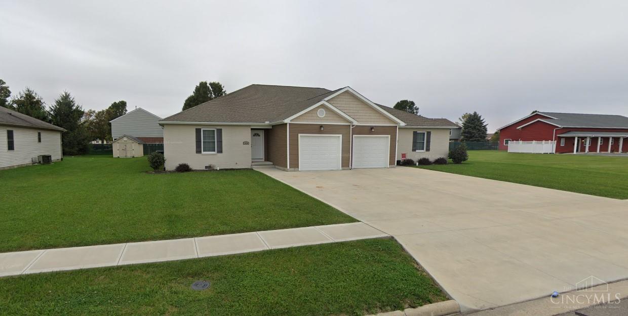 Property Photo:  1370 Rawlings Street  OH 43160 