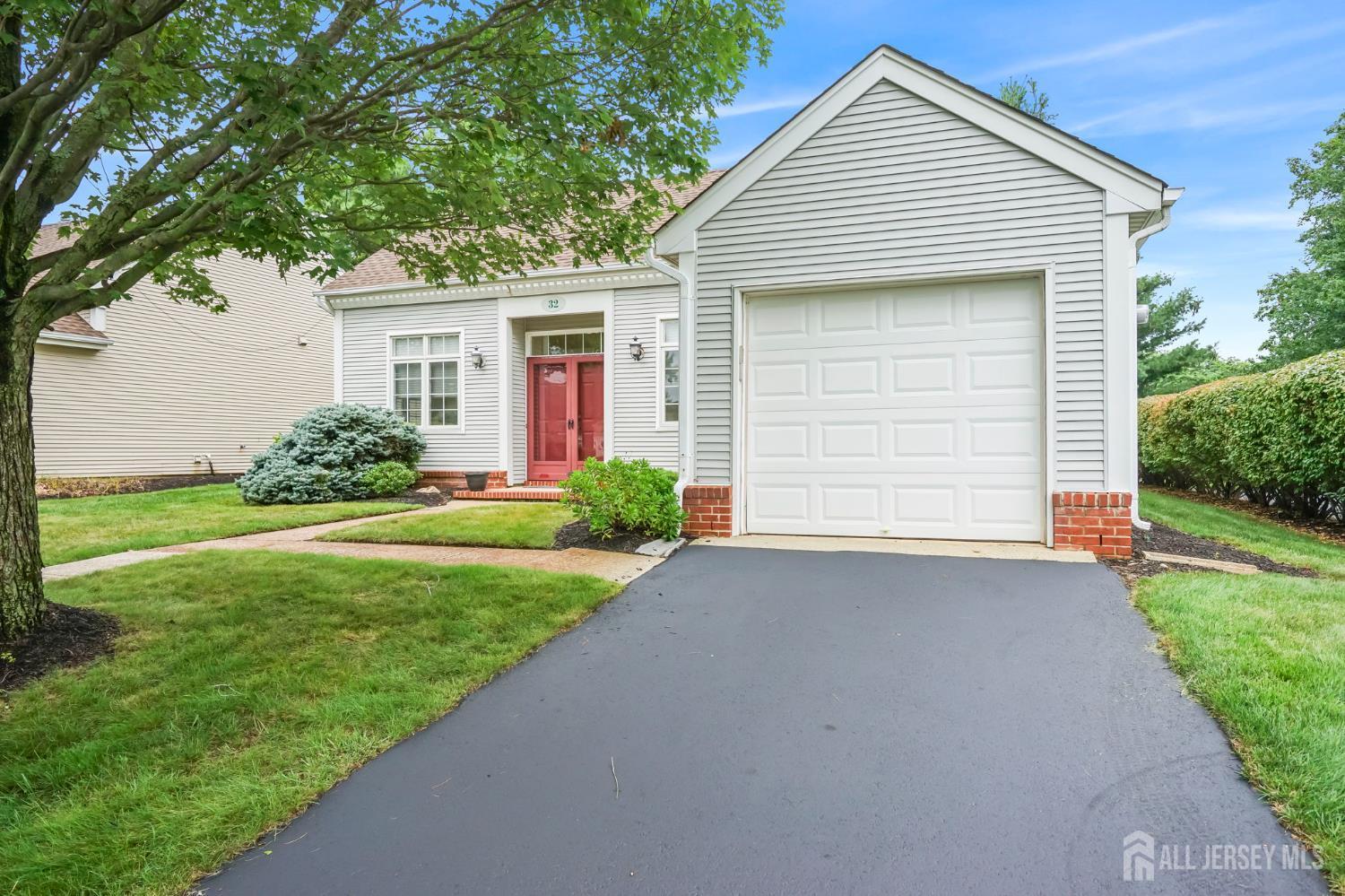 Property Photo:  32 Rutland Lane  NJ 08831 