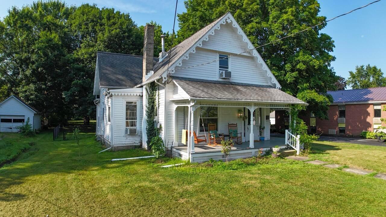 Property Photo:  113 E Walnut Street  OH 43315 