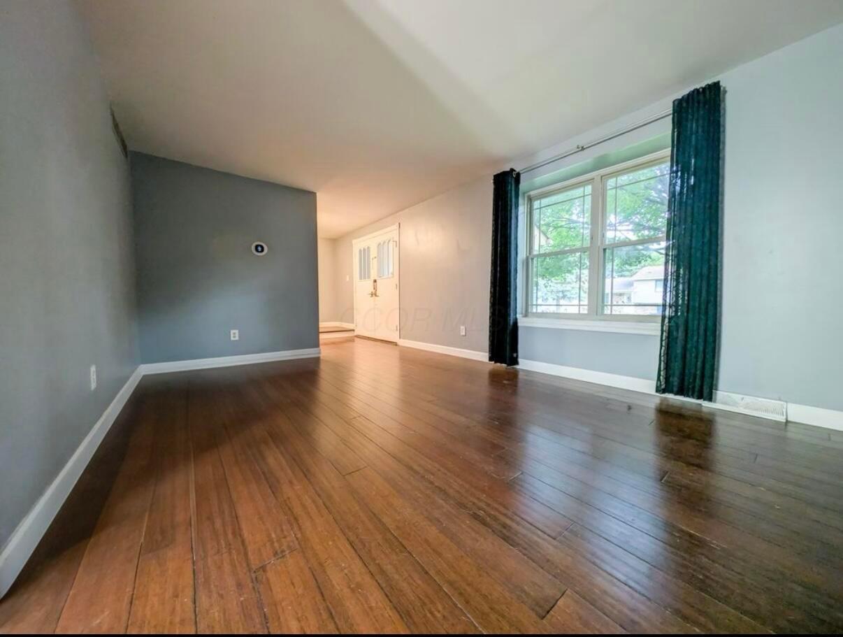 Property Photo: 5682 Dorsey Drive OH 43235