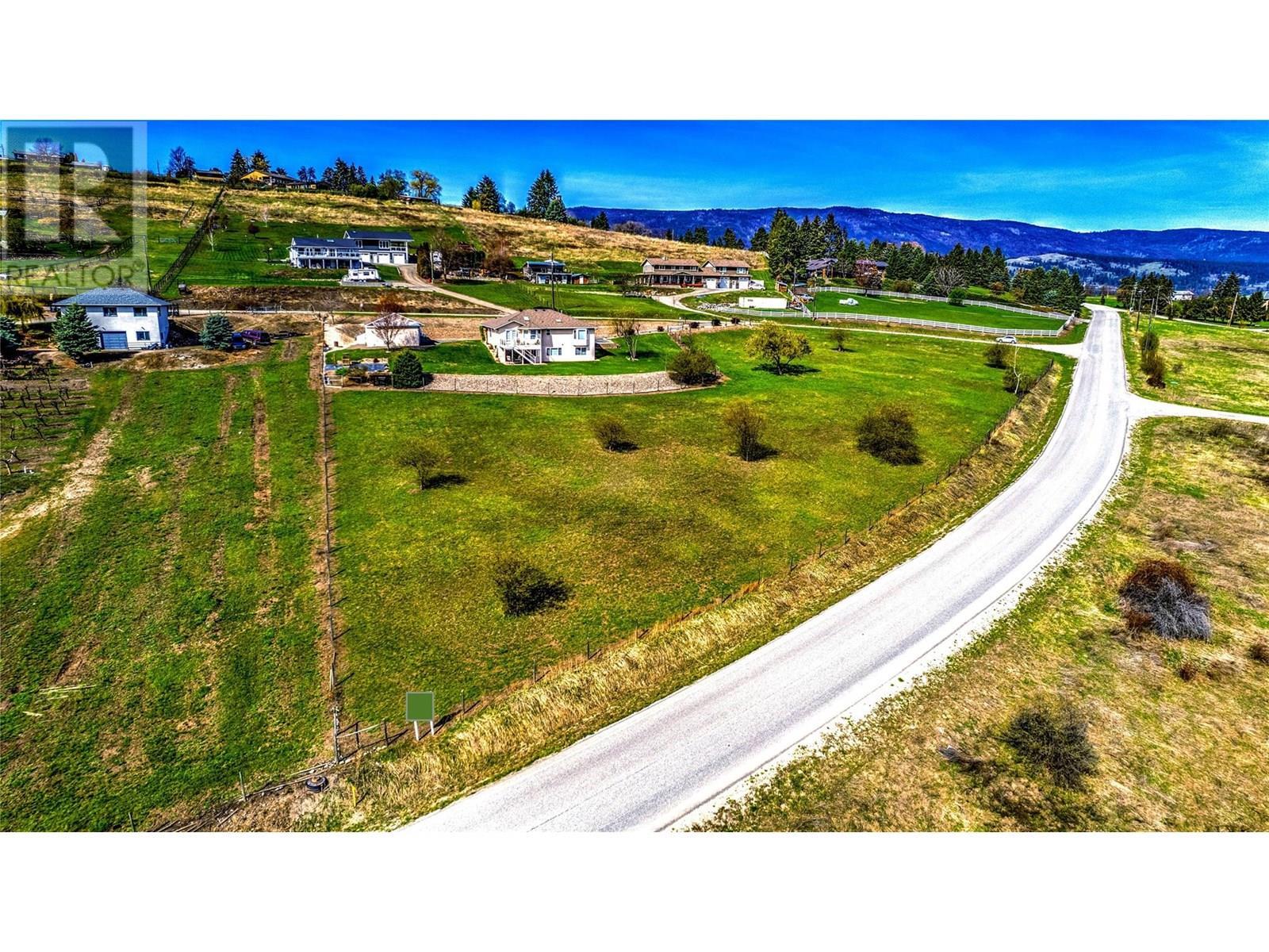Property Photo:  130 Overlook Place  BC V1H 1X1 