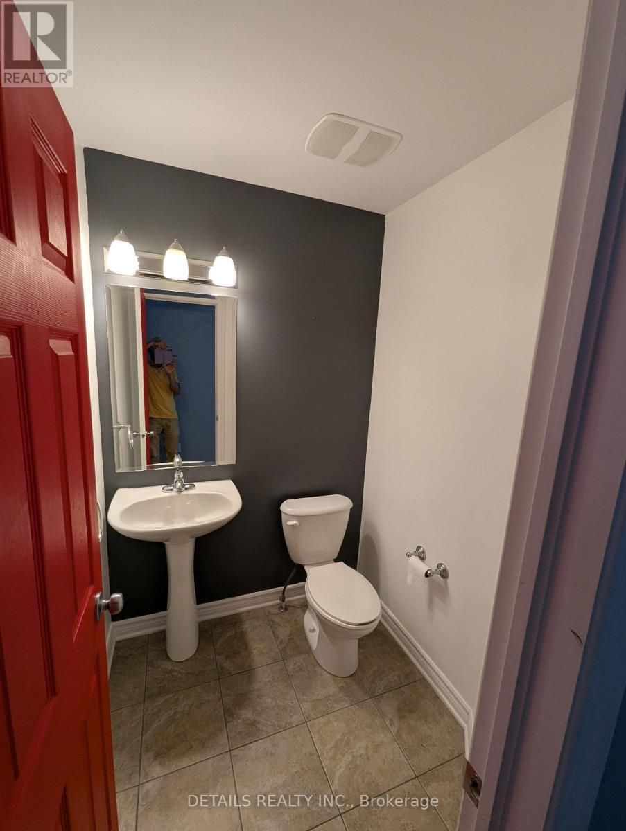 Property Photo:  143 Mancini Way  ON K2J 5X3 