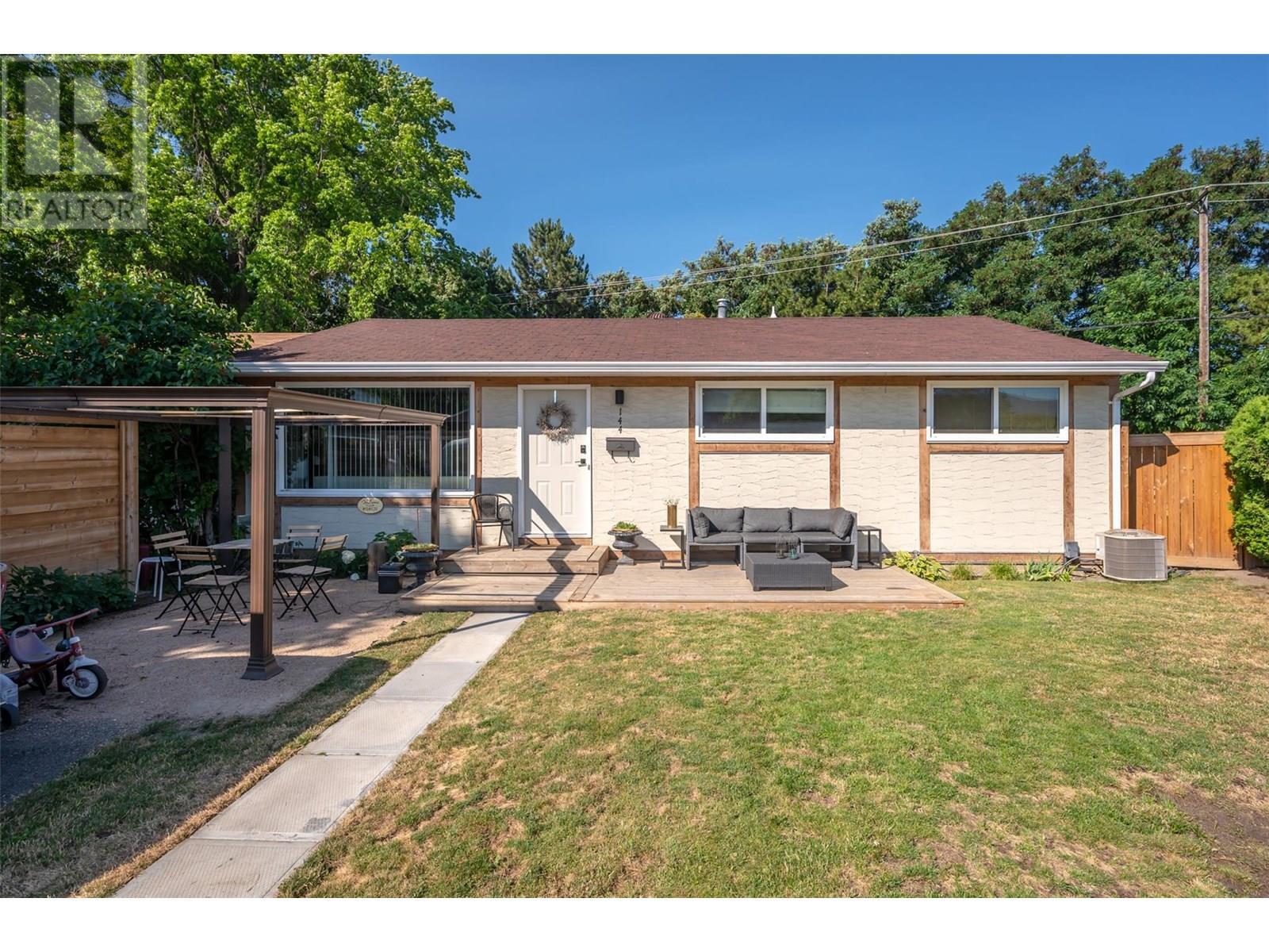 Property Photo: 144 Ayres Crescent BC V2A 6R4