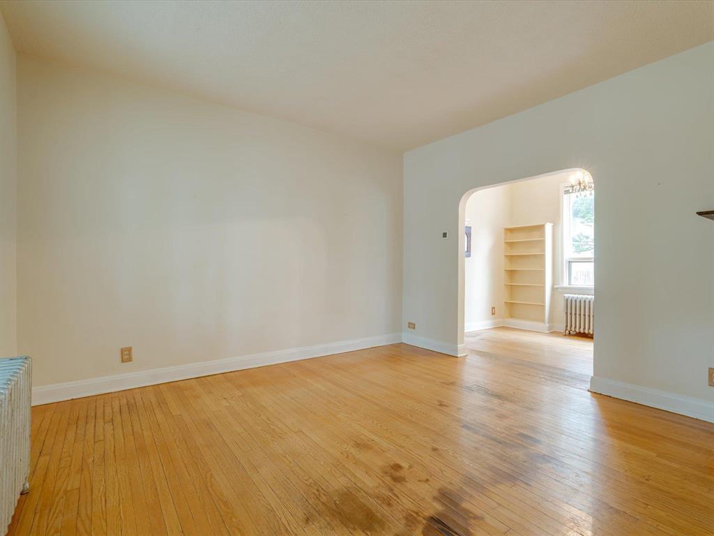 Property Photo: 27 Morley Avenue MB R3L 0X4