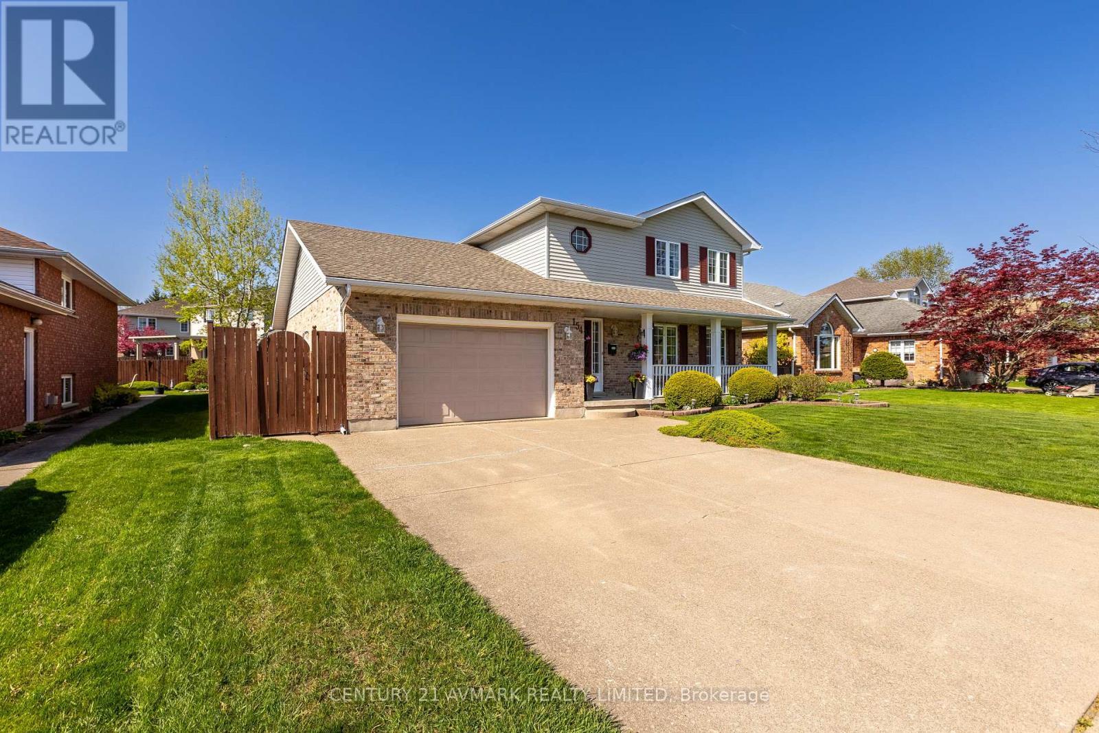 Property Photo:  154 Michael Drive  ON L3C 7B7 