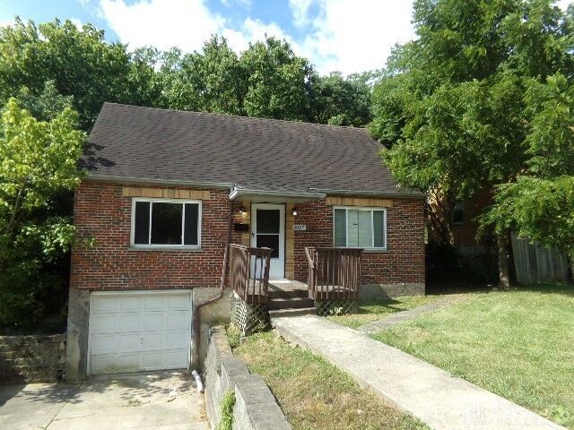 Property Photo:  3927 Delhi Road  OH 45204 