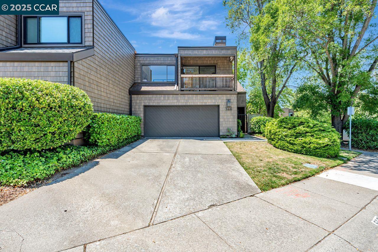 Property Photo:  568 Monarch Ridge Dr  CA 94597 