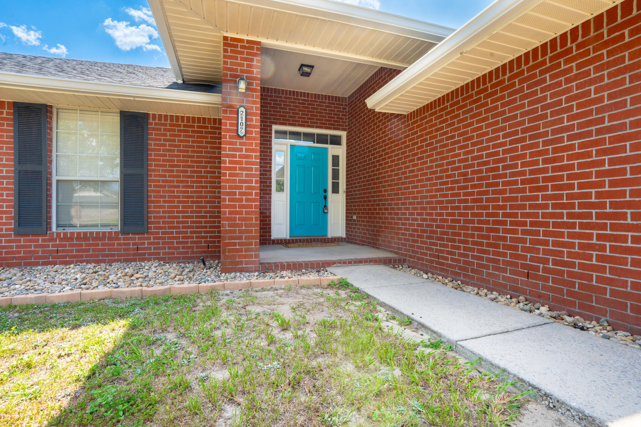 Property Photo:  2107 Ortega Street  FL 32566 