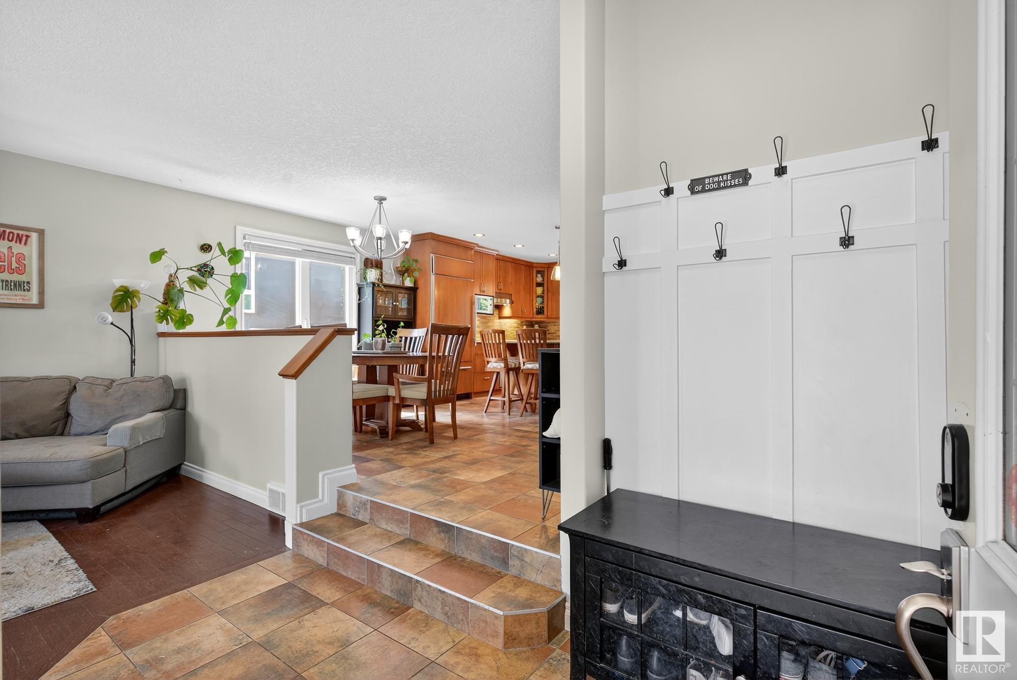Property Photo:  2432 106 Street NW  AB T6J 4K5 