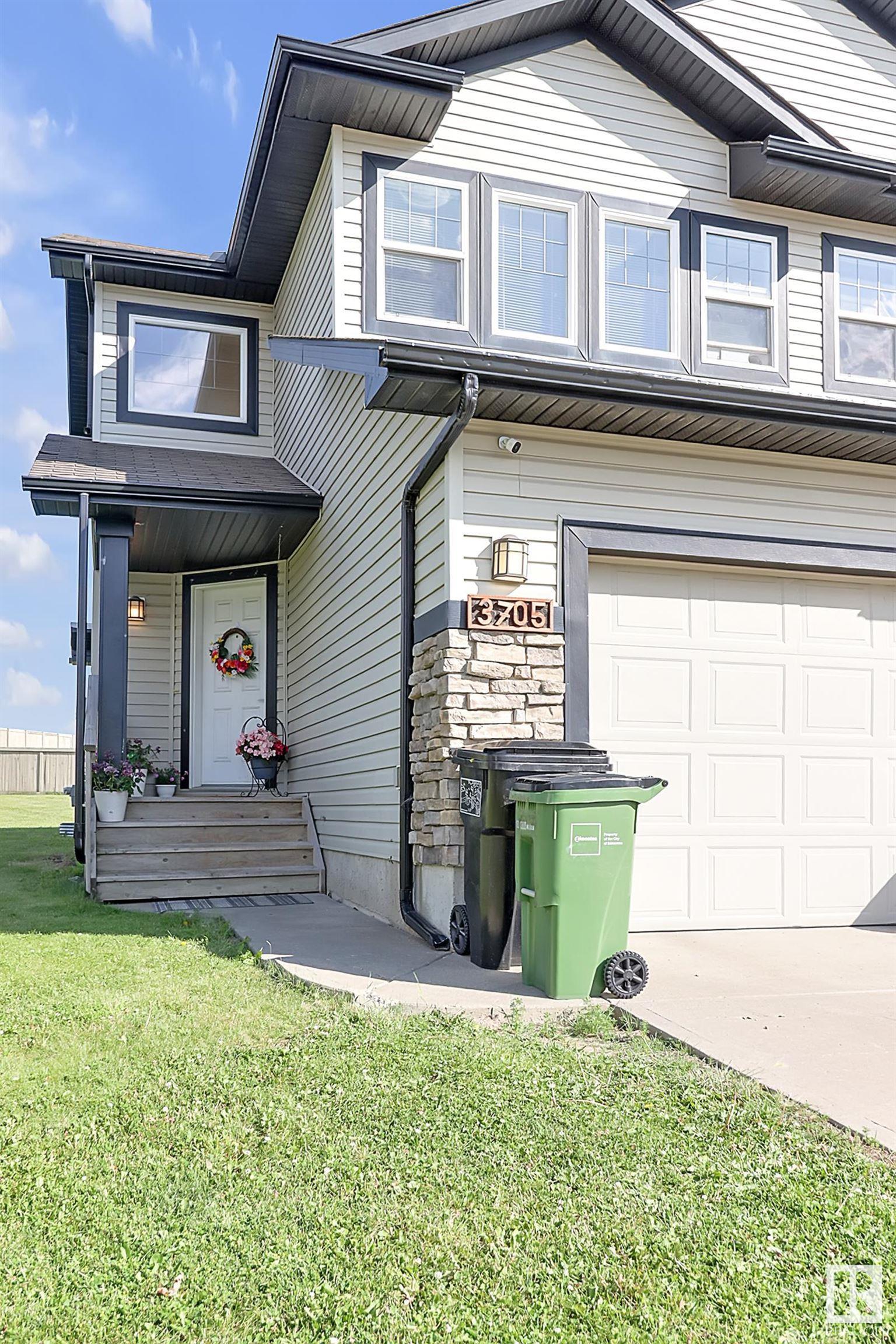 Property Photo:  3705 11 Street NW  AB T6T 0E8 