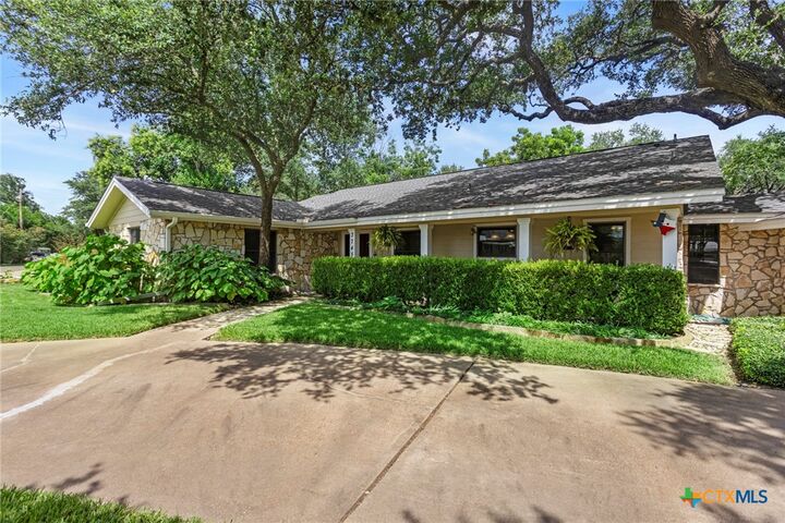 Property Photo: 3745 (3735 Per 911) Canyon Heights Road TX 76513