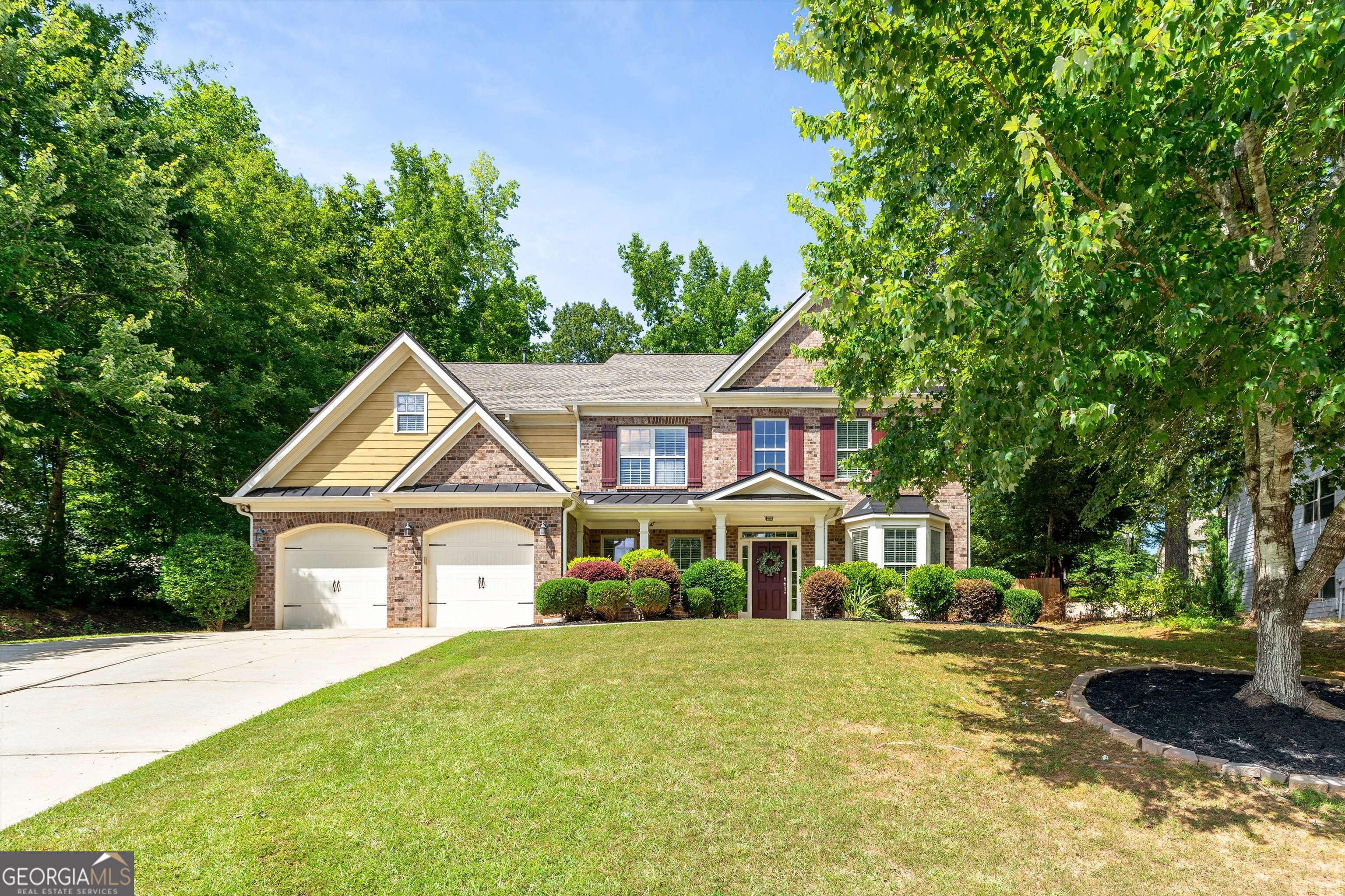 Property Photo: 165 Tudor Way GA 30276