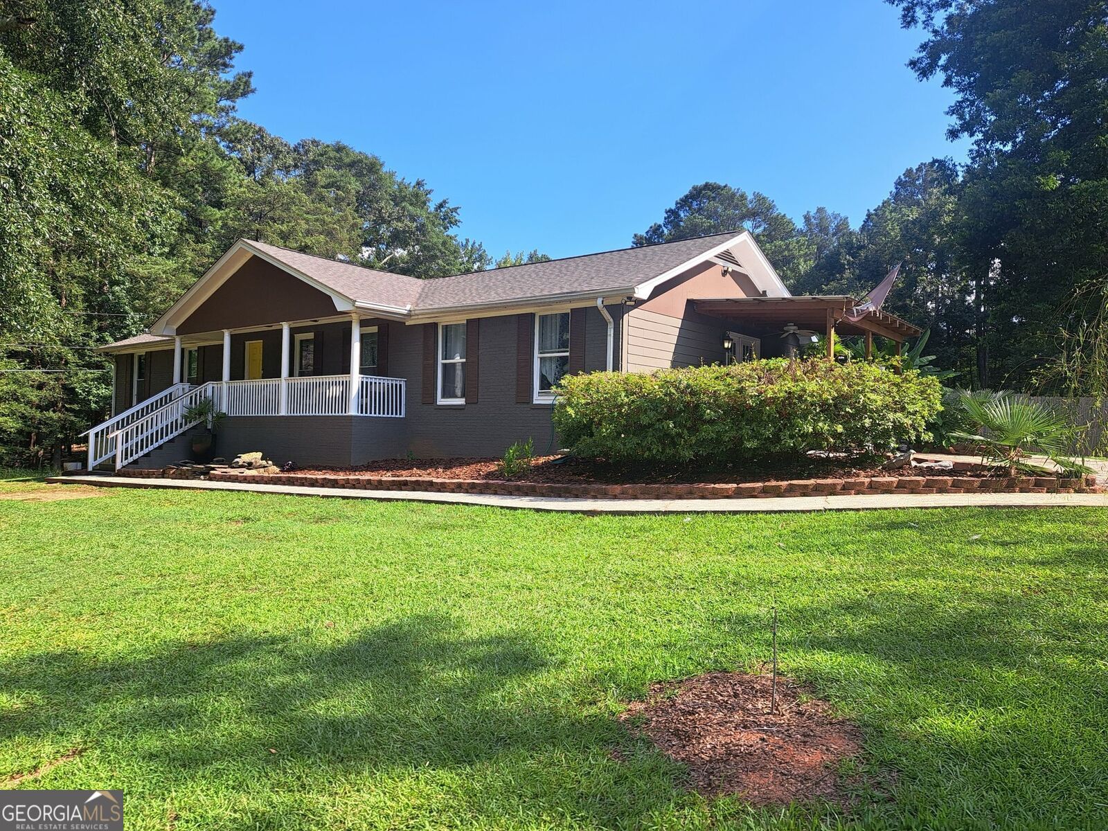 Property Photo: 1931 Lake Jodeco Road GA 30236