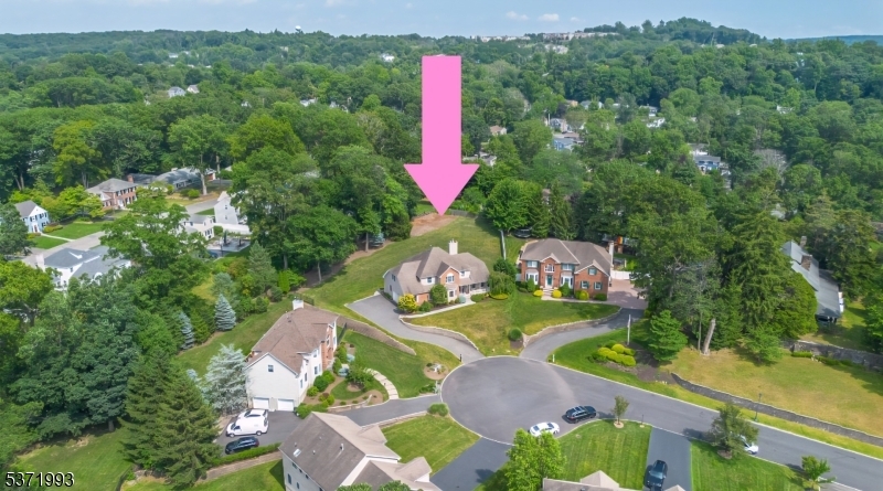 98 Grover Ln  West Caldwell Twp. NJ 07006 photo