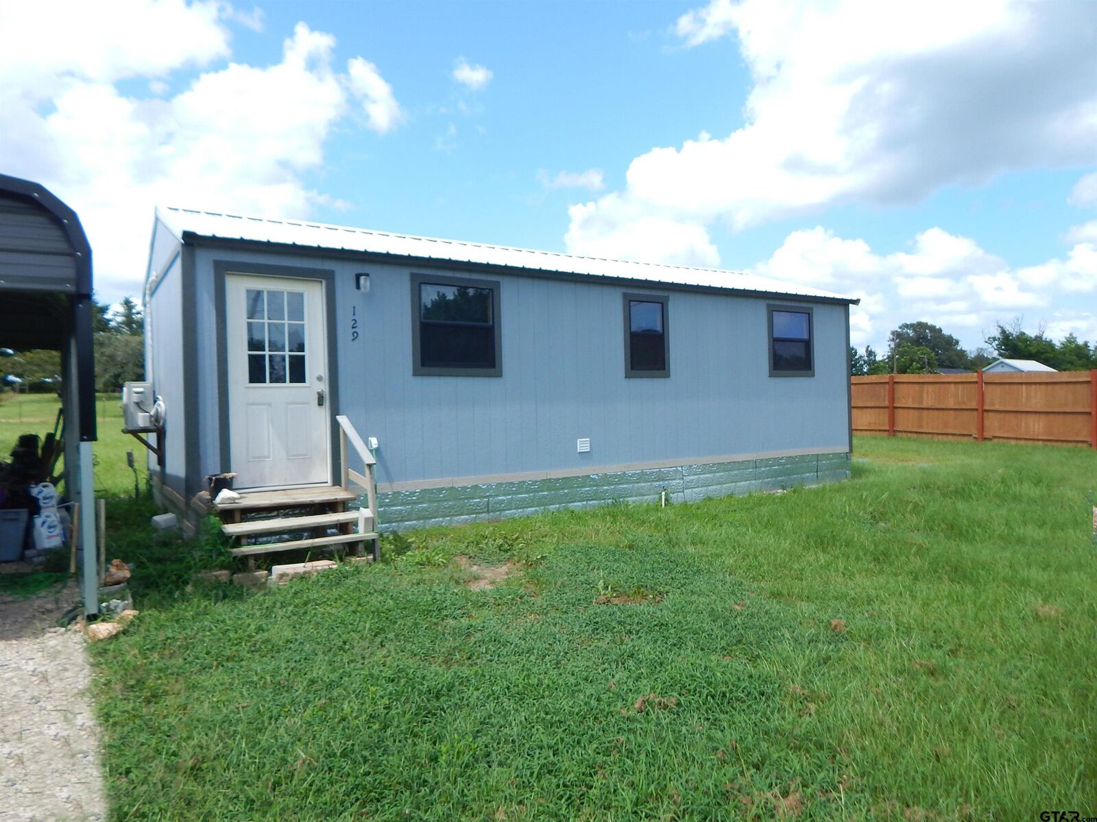 Property Photo:  129 Red Pine Circle  TX 75755 