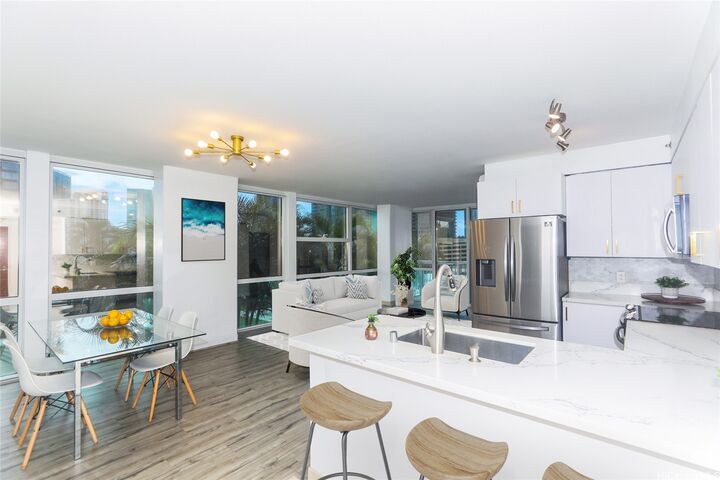 Property Photo:  909 Kapiolani Boulevard 701  HI 96814 