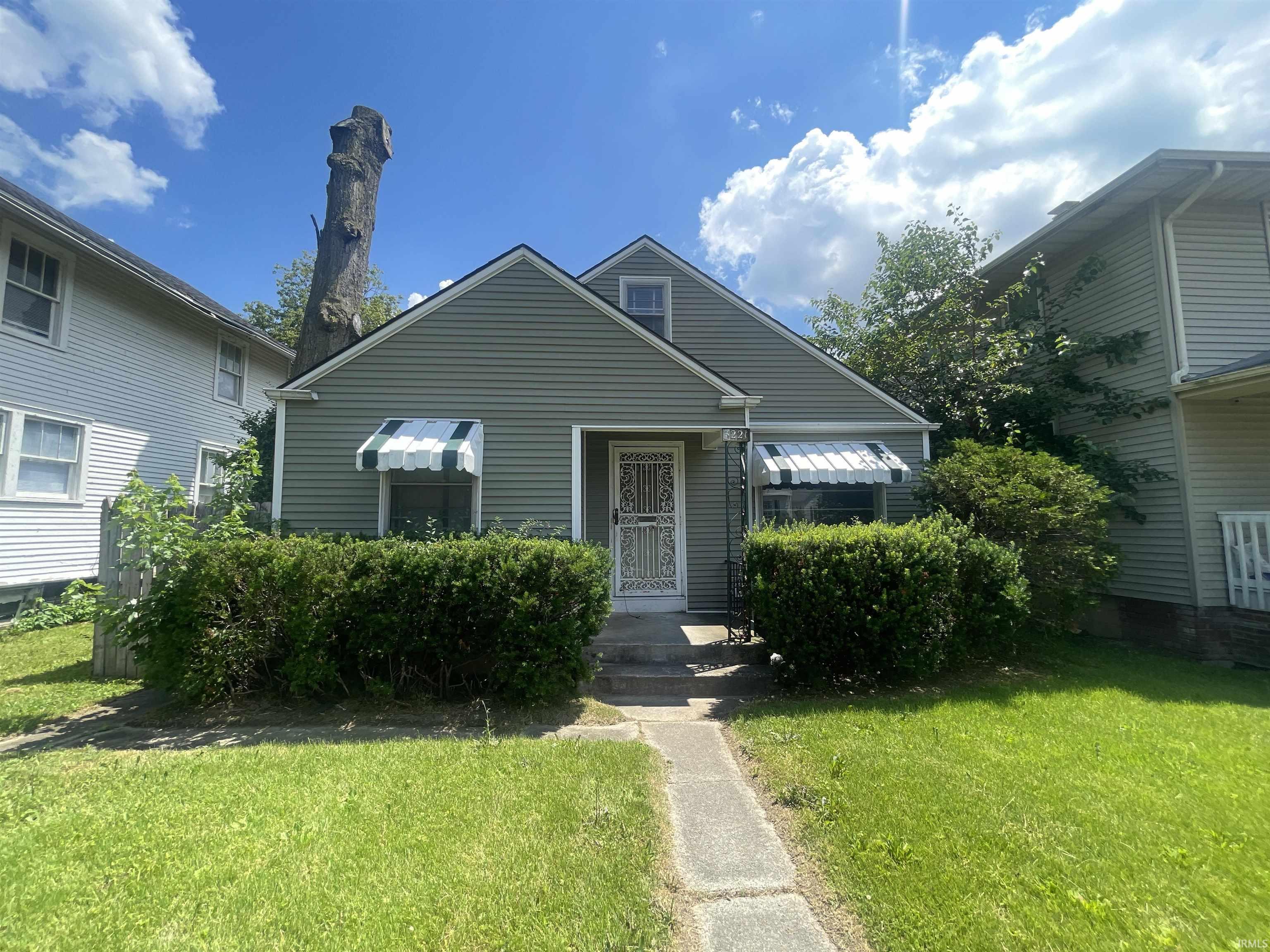 Property Photo:  3221 Bowser Avenue  IN 46806-3748 