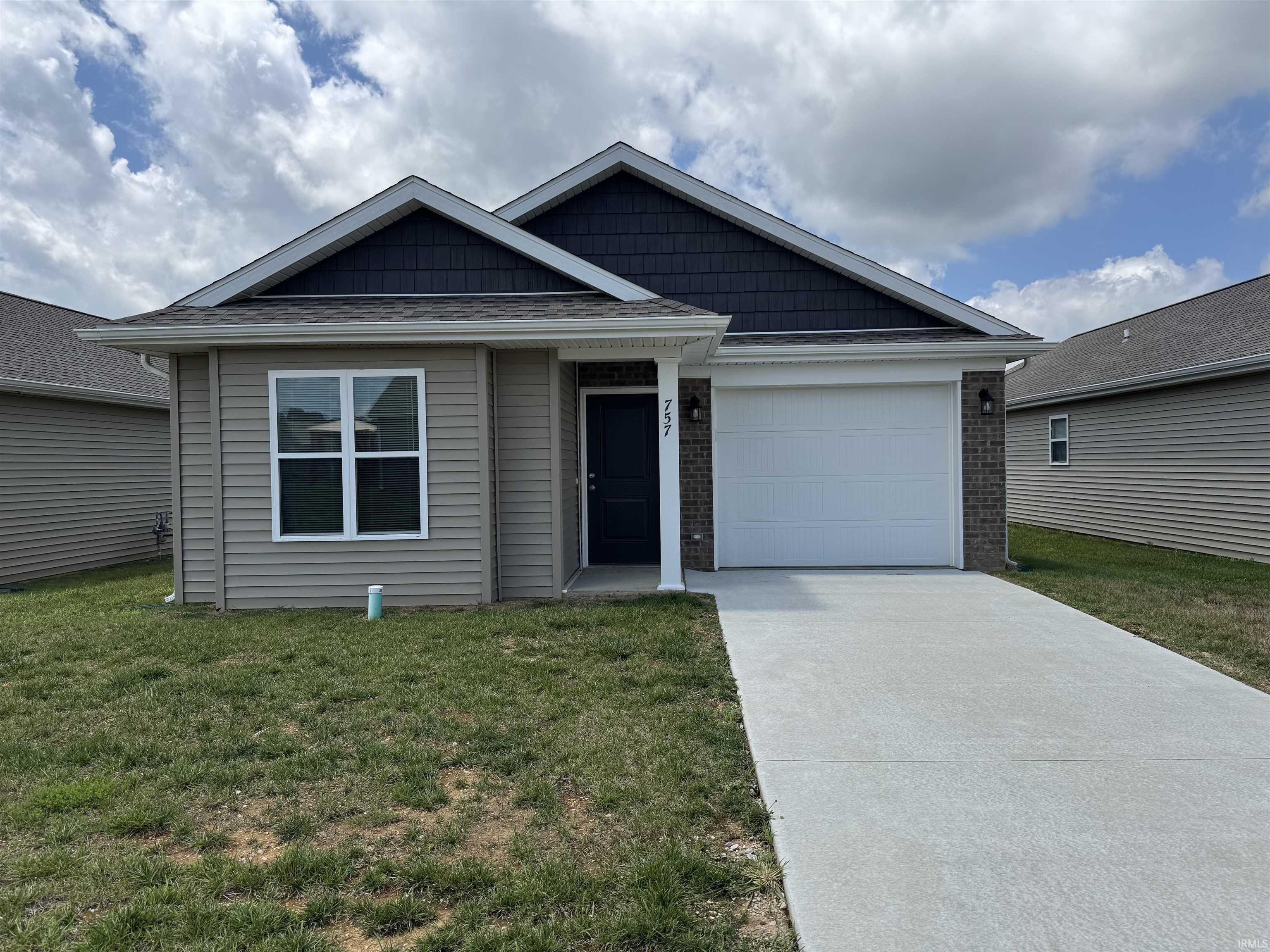 Property Photo:  757 S Magnolia Avenue  IN 47670 