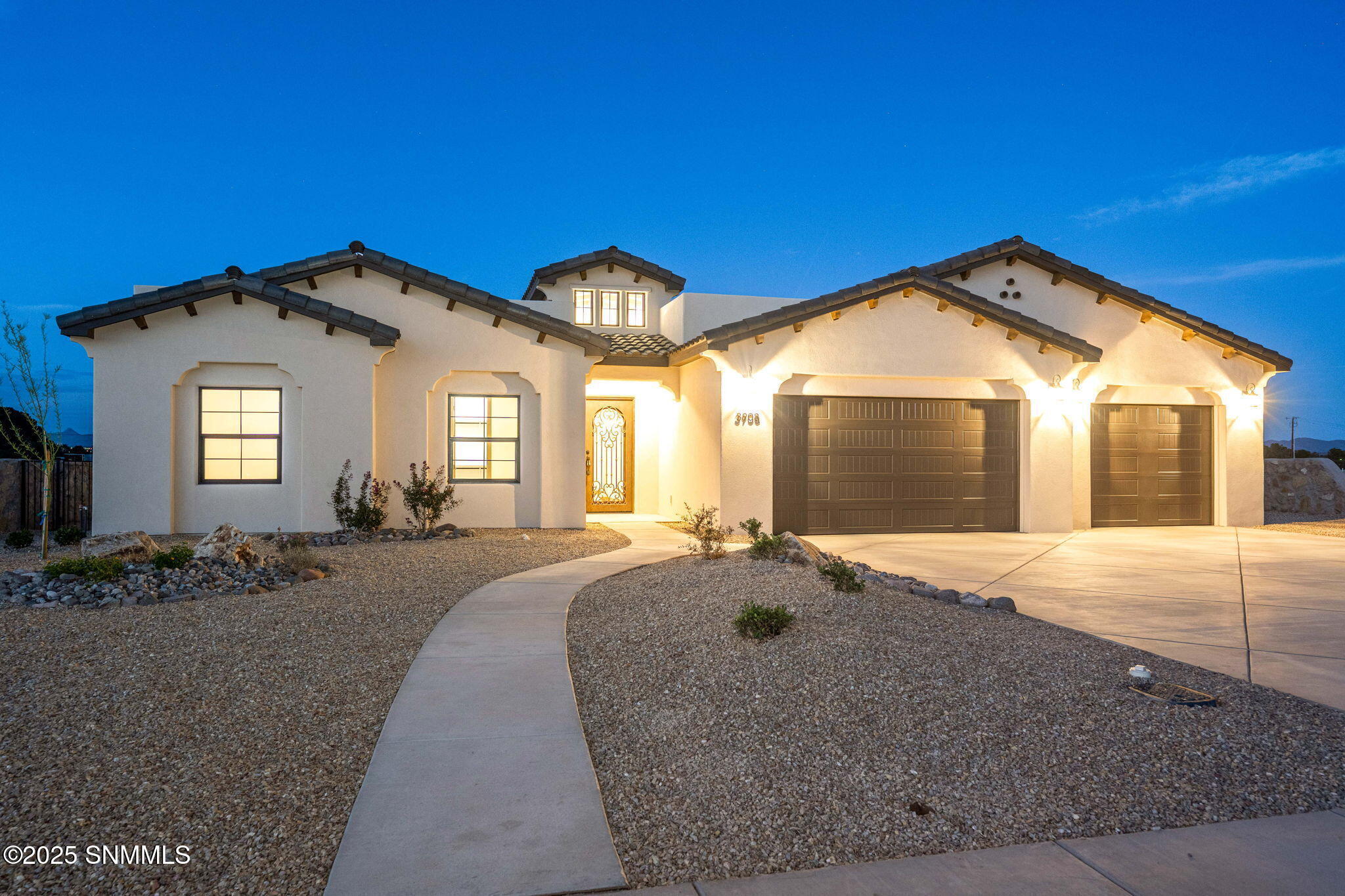 Property Photo:  3908 Santa Catalina  NM 88005 