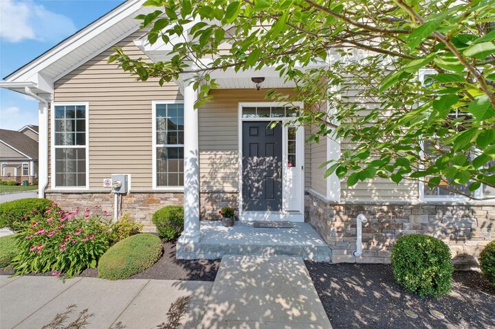 Property Photo:  11 Avondale Lane  NY 12590 