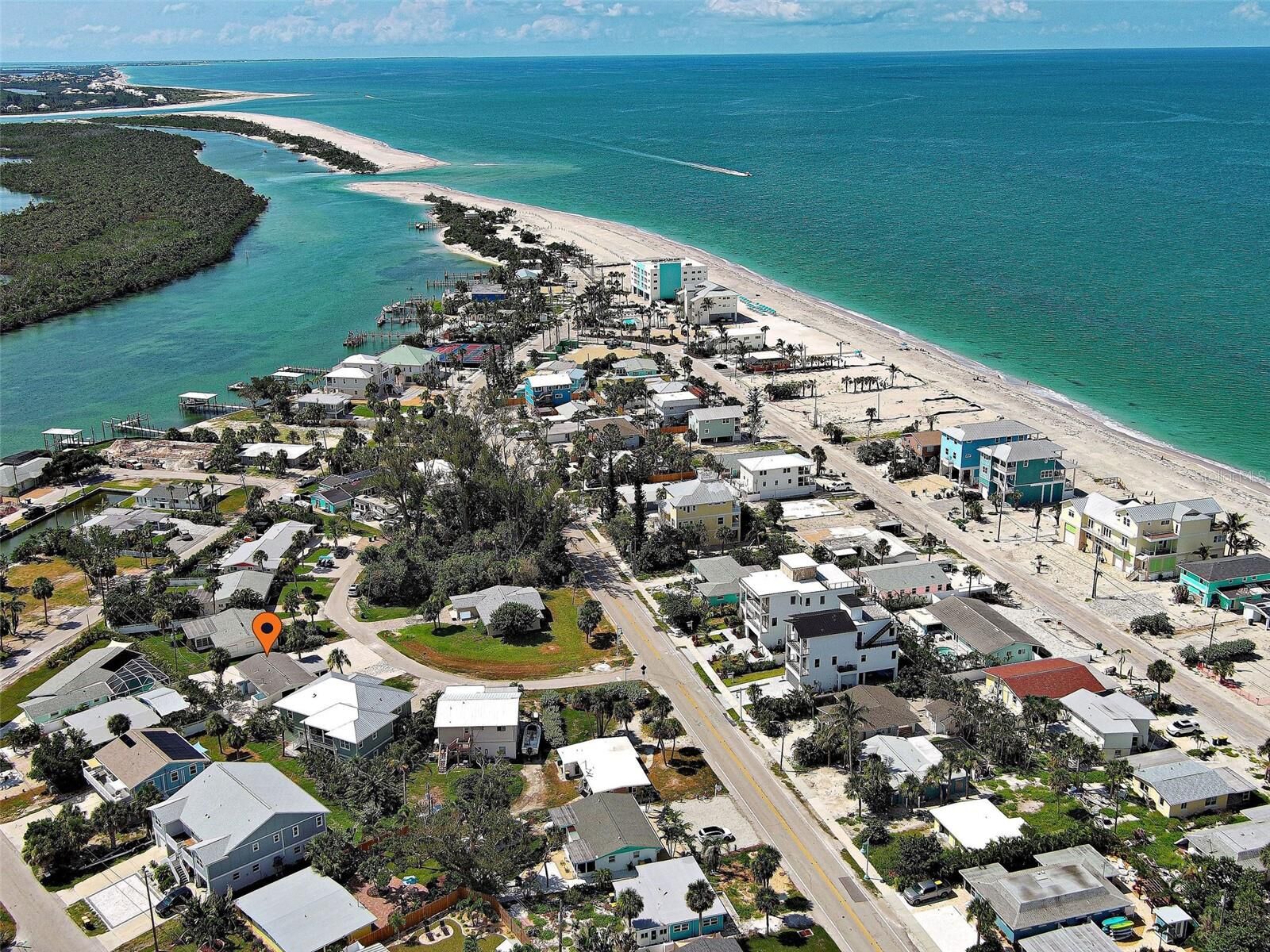 Property Photo: 1175 Little Court FL 34223