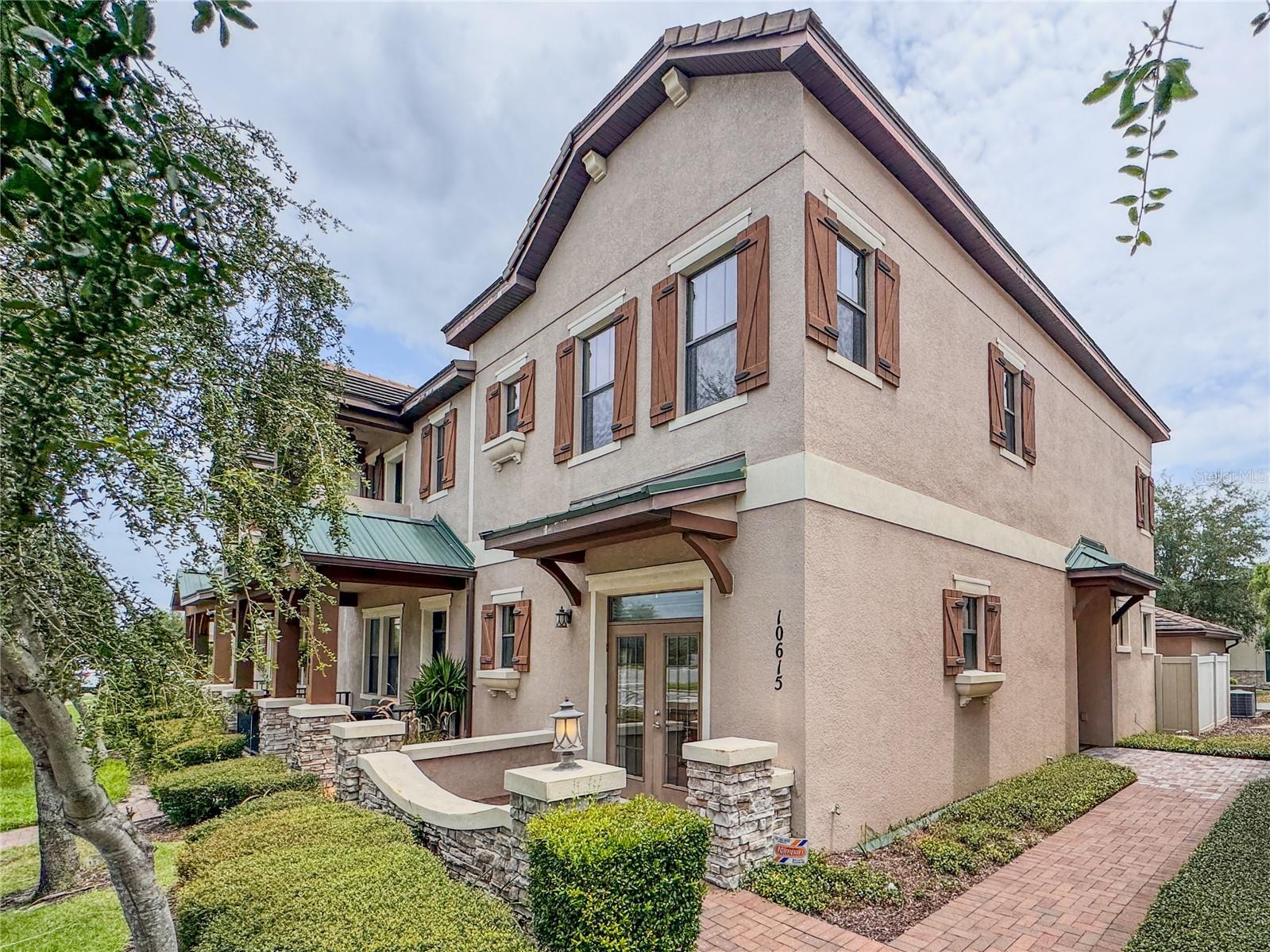 Property Photo: 10615 Village Lake Road FL 34786