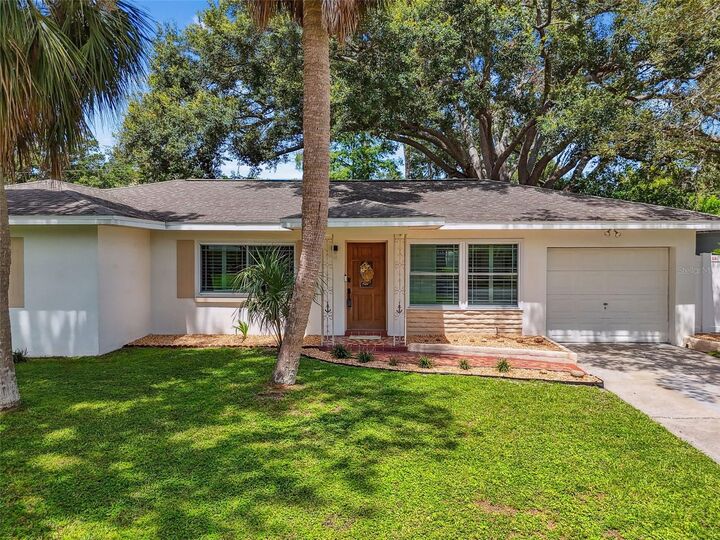 Property Photo: 16 N Comet Avenue FL 33765