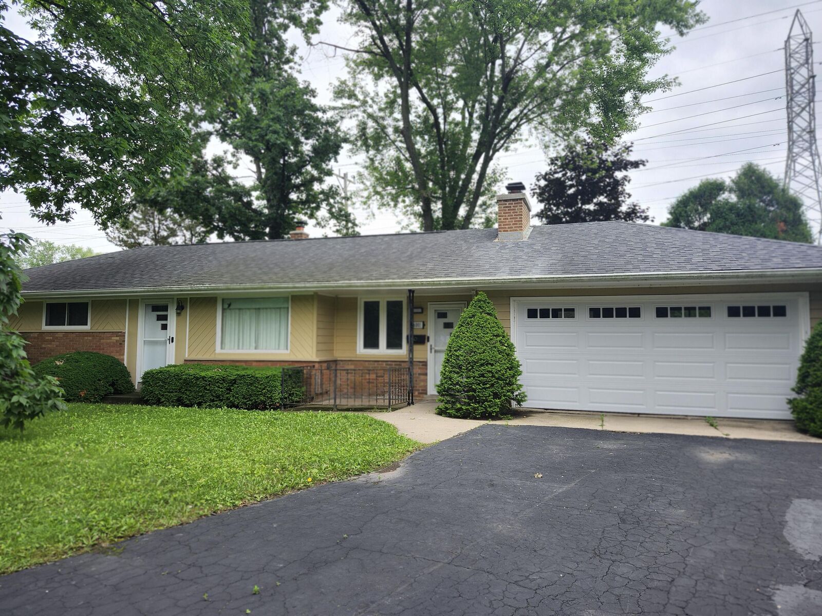 Property Photo:  6001 N Sidney Pl  WI 53209 