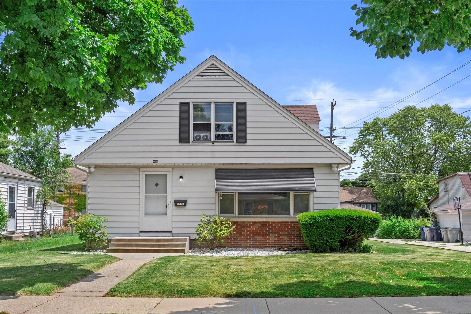 Property Photo:  3520 N 77th St  WI 53222 