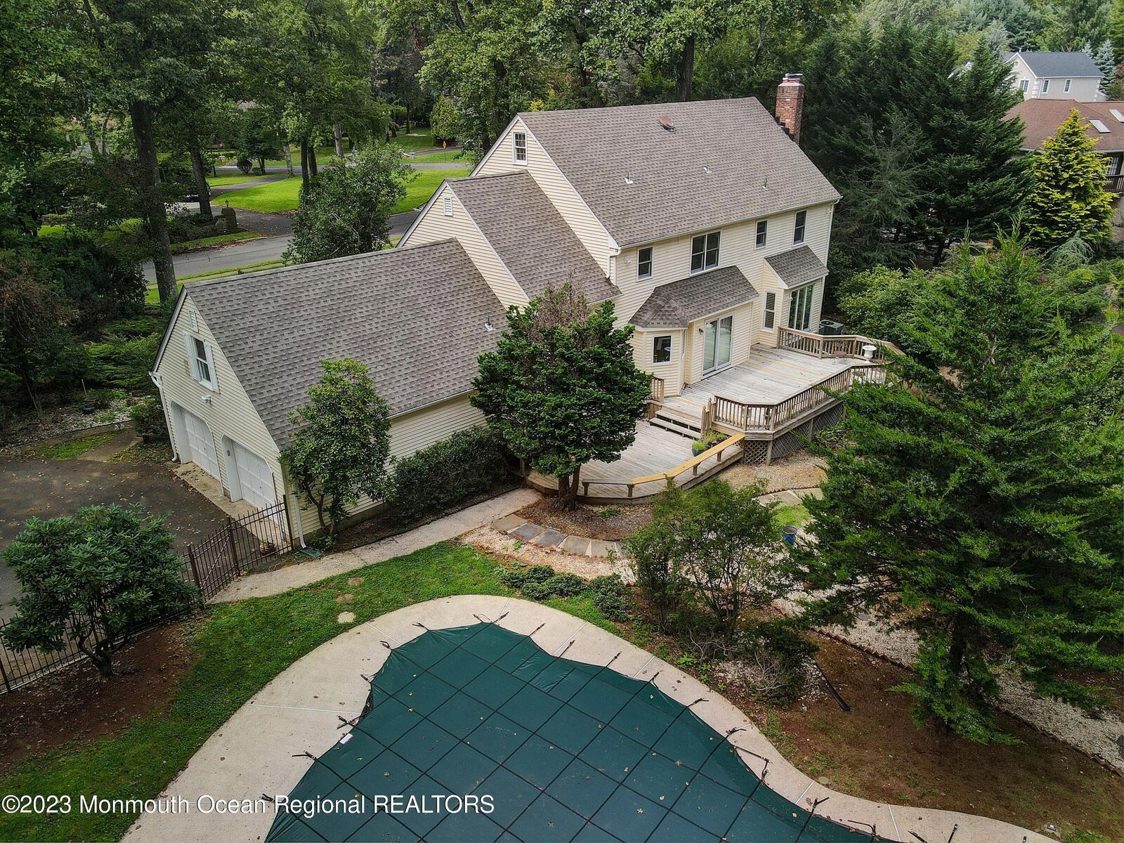 Property Photo:  18 Seven Oaks Drive  NJ 07733 