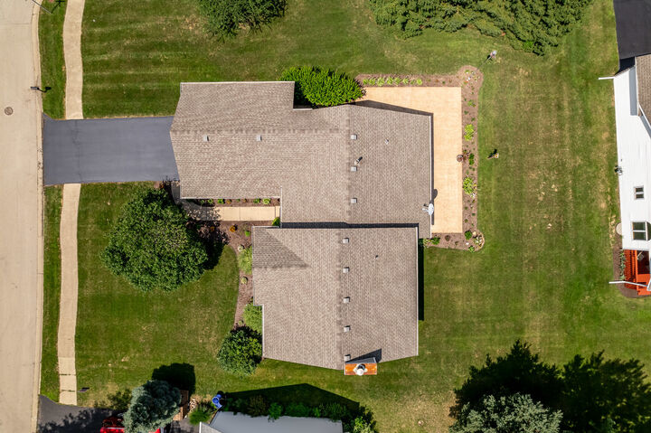 Property Photo: 6934 Hedge Cliff Court IL 61114