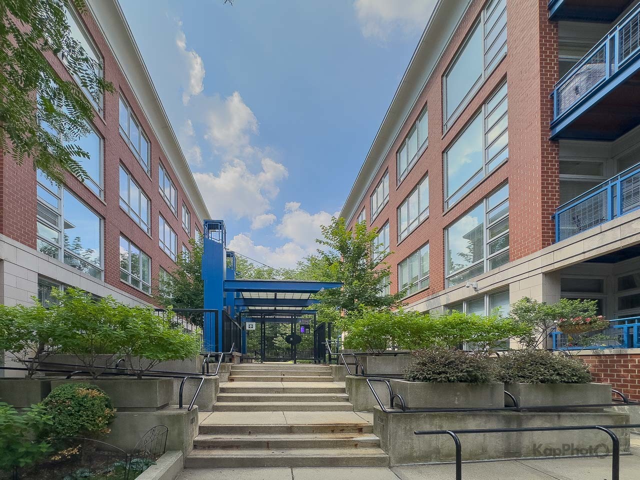 Property Photo: 1151 W Washington Boulevard 122 IL 60607